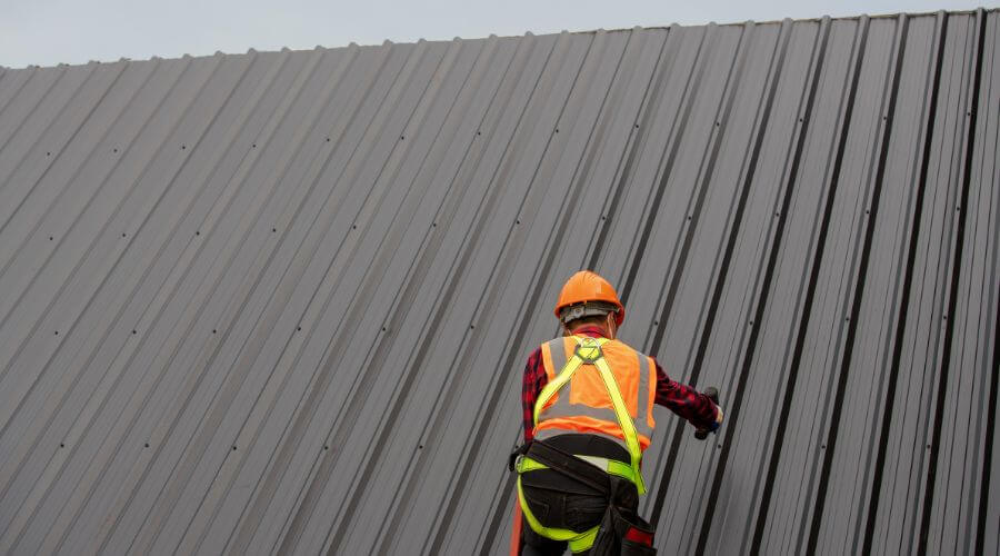 Professional gutter cleaning in Lake Andes, SD